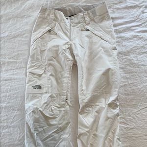 North face Women’s Ski/snowboard pants • White